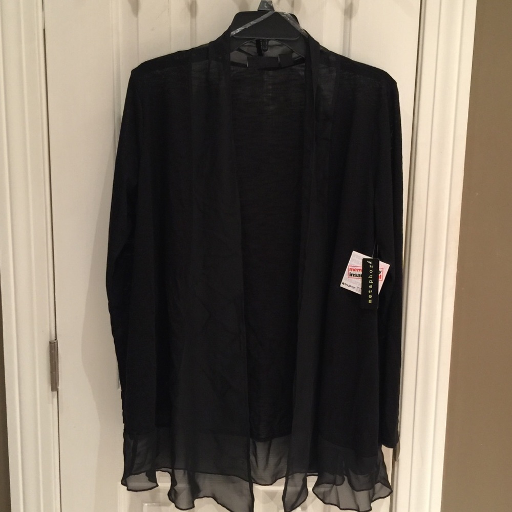 ⭐️HP⭐️NWT Metaphor light-weight black cardigan